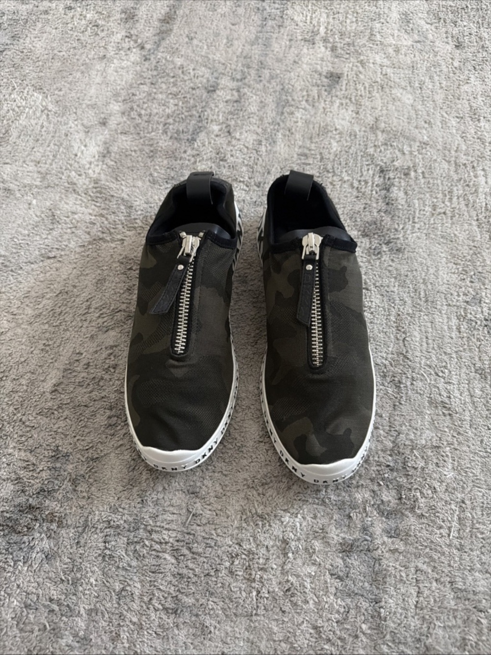DKNY Women's Melissa Slip-on Sneakers Camo Stretch 10
